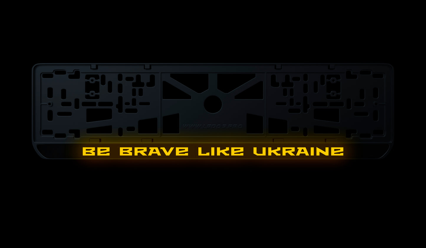 Рамка номерного знаку: Be Brave Like Ukraine