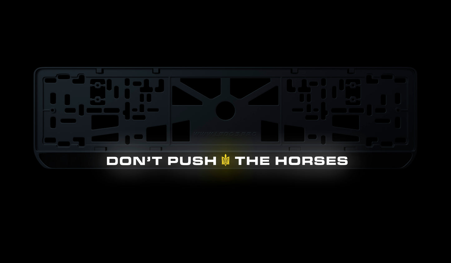 Рамка номерного знаку: Don't Push the Horses v.3