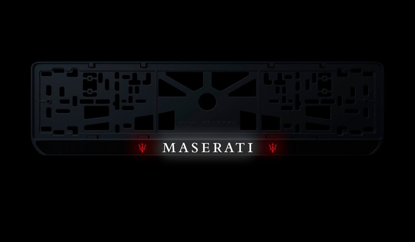 Рамка номерного знаку: Maserati