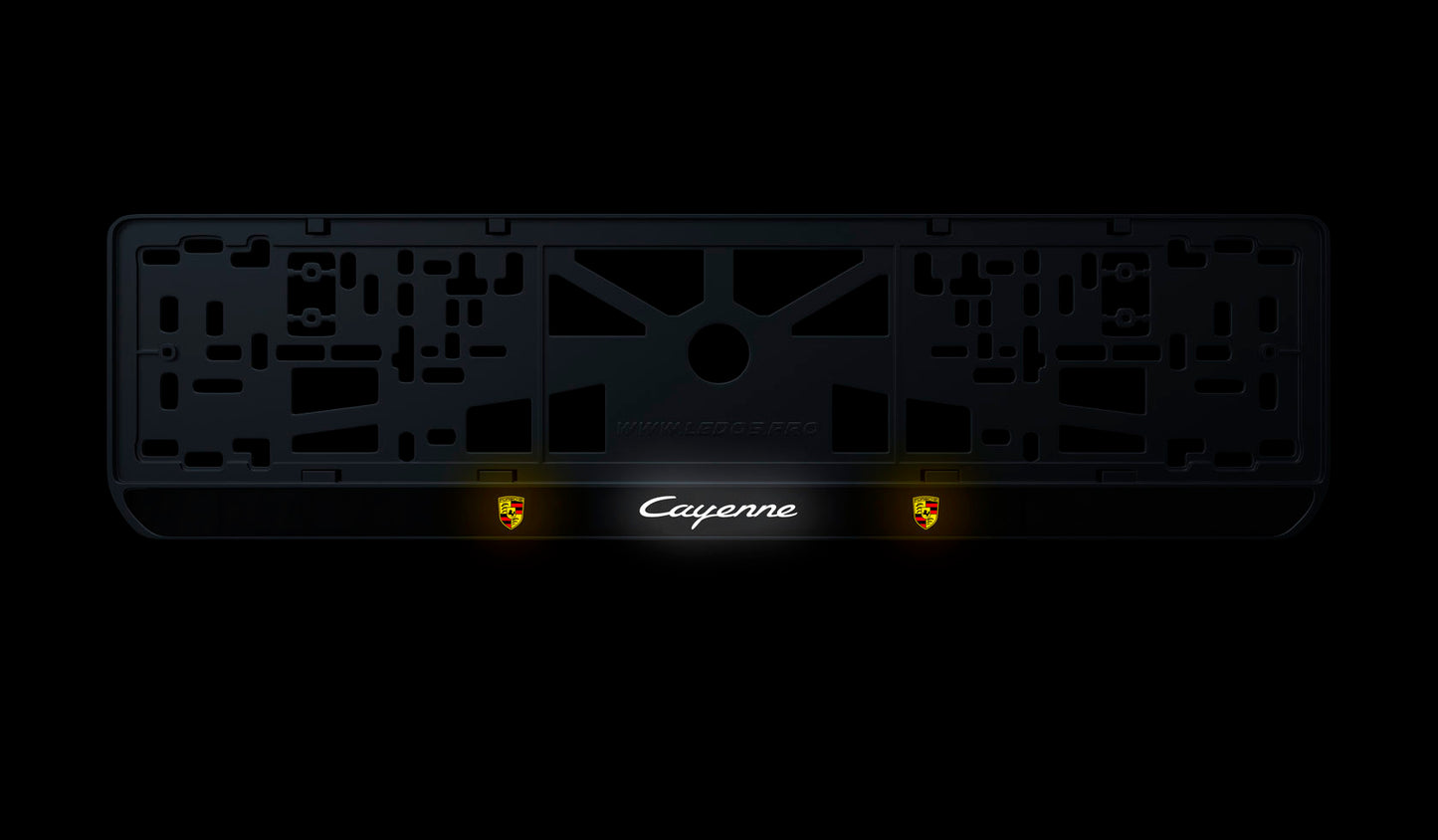 Рамка номерного знаку: Porsche Cayenne